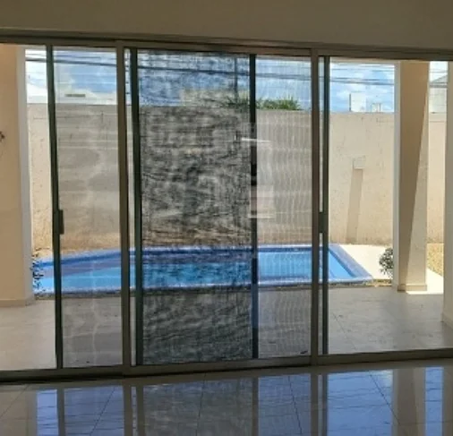 Casa de 4 recamaras en renta en Residencial Cumbres de Cancún