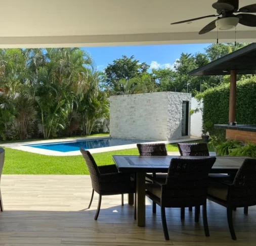 Lujosa Casa de 4 recámaras en Venta, Residencial Villa Magna Cancún